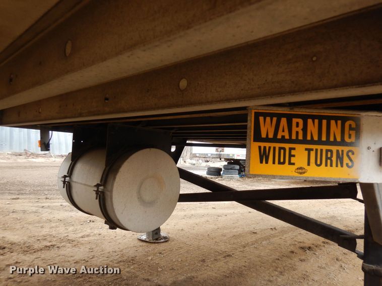 image for item KU9901 2006 Utility  refrigerated van trailer