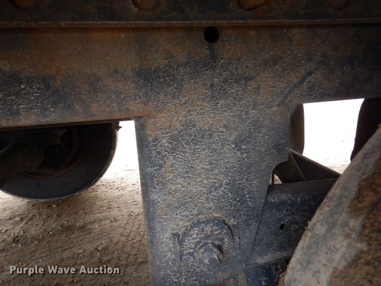 image for item KU9901 2006 Utility  refrigerated van trailer