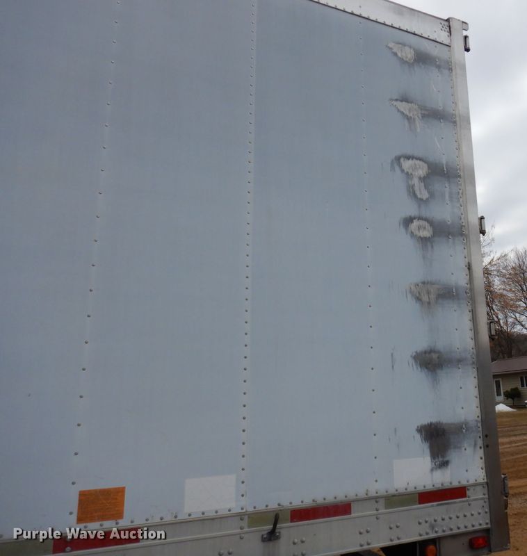 image for item KU9901 2006 Utility  refrigerated van trailer