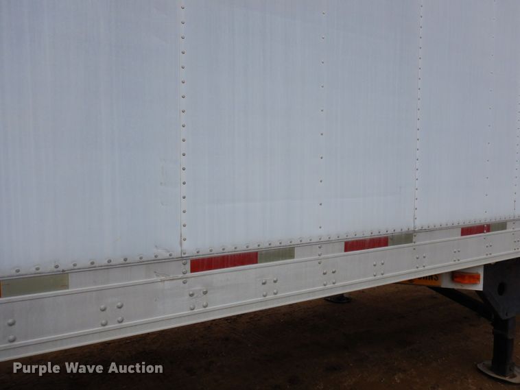 image for item KU9901 2006 Utility  refrigerated van trailer