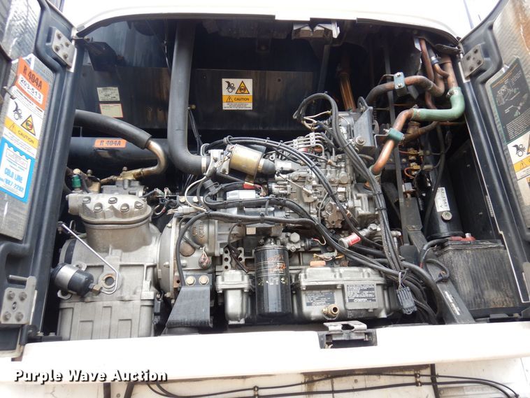 image for item KU9901 2006 Utility  refrigerated van trailer