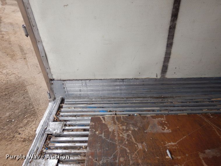 image for item KU9901 2006 Utility  refrigerated van trailer