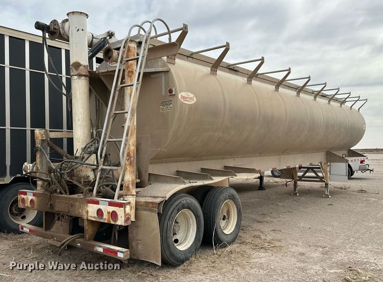 image for item KX9086 2008 Pinson  feed delivery trailer