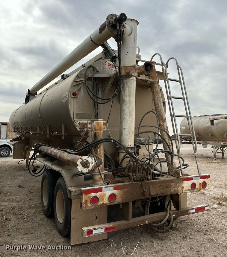 image for item KX9086 2008 Pinson  feed delivery trailer