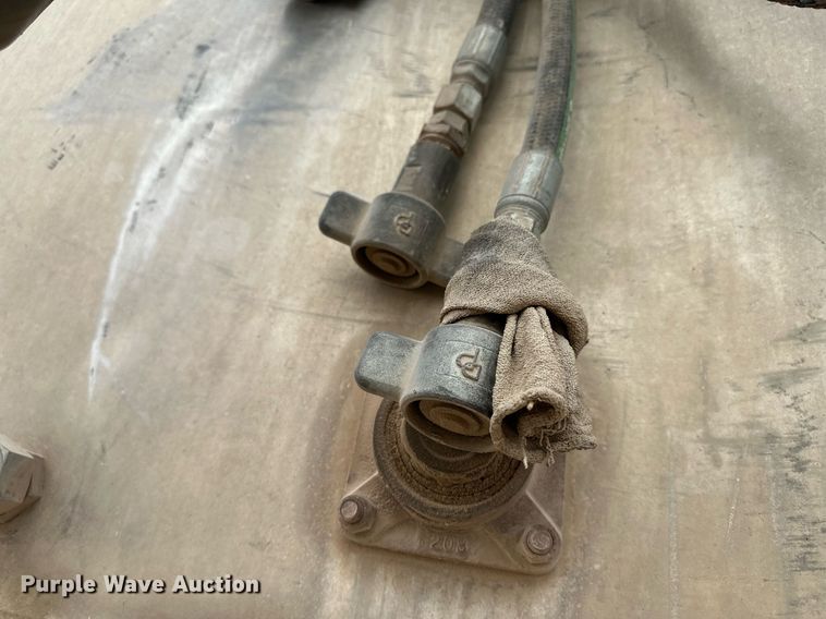 image for item KX9086 2008 Pinson  feed delivery trailer