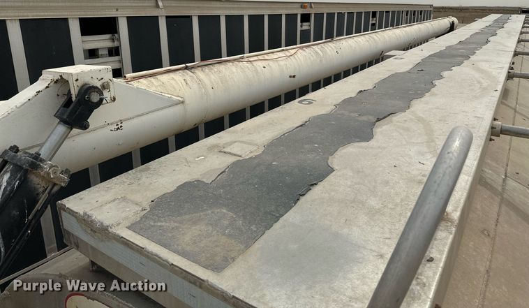 image for item KX9086 2008 Pinson  feed delivery trailer