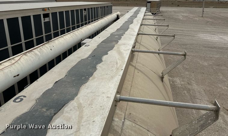 image for item KX9086 2008 Pinson  feed delivery trailer