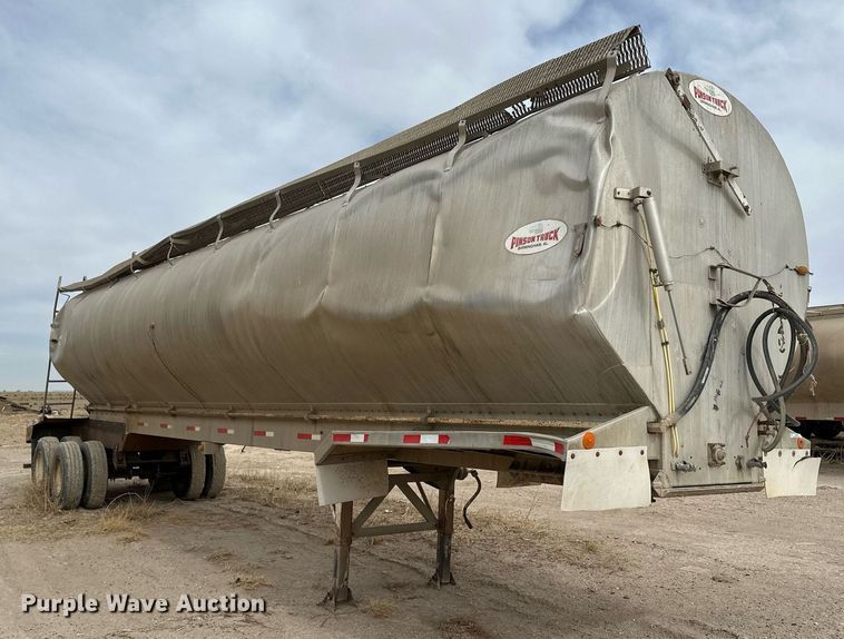 image for item KX9087 2005 Pinson  feed delivery trailer