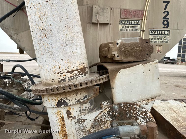 image for item KX9087 2005 Pinson  feed delivery trailer