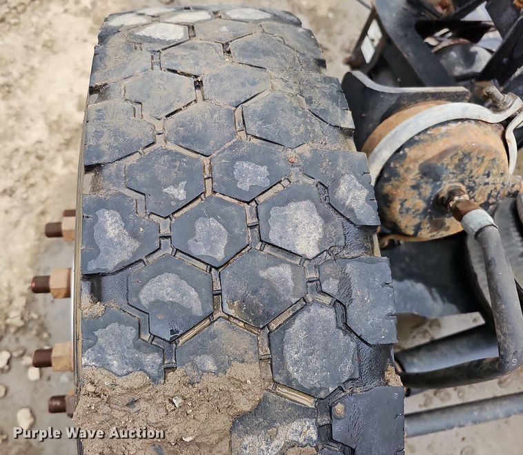 image for item LE9329 Steerable pusher axle