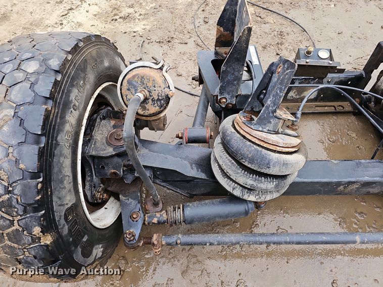 image for item LE9329 Steerable pusher axle