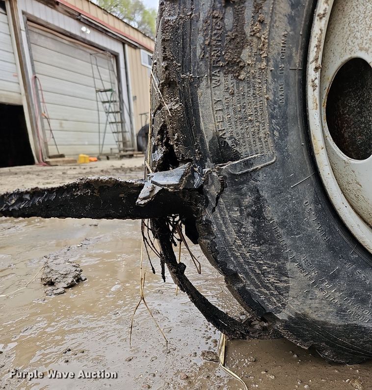 image for item LE9329 Steerable pusher axle