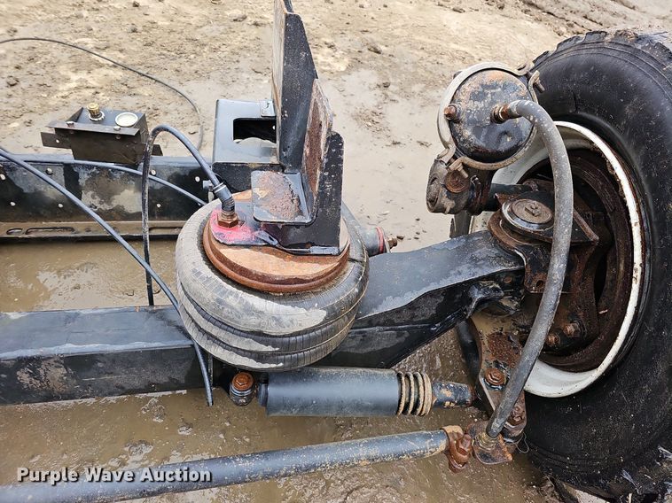 image for item LE9329 Steerable pusher axle