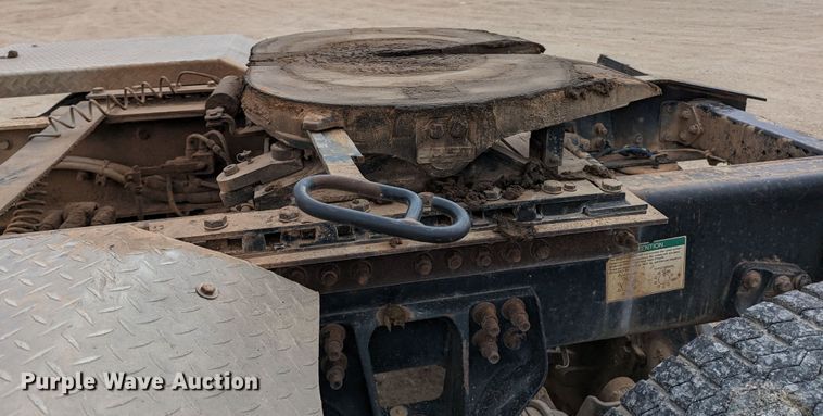 image for item LF9776 2013 Freightliner Coronado  semi truck