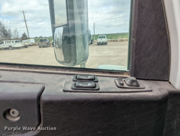 image for item LF9776 2013 Freightliner Coronado  semi truck