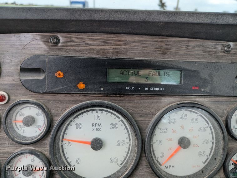 image for item LF9776 2013 Freightliner Coronado  semi truck