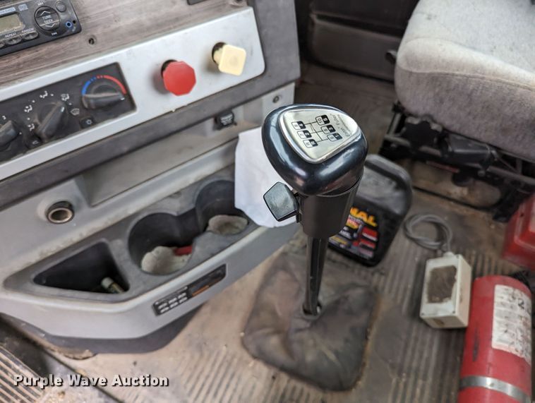 image for item LF9776 2013 Freightliner Coronado  semi truck