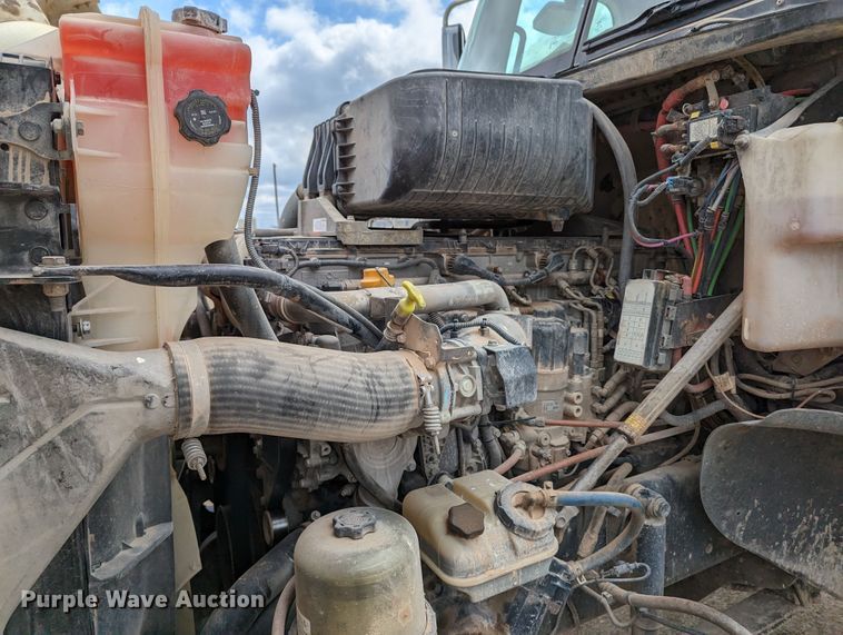 image for item LF9776 2013 Freightliner Coronado  semi truck