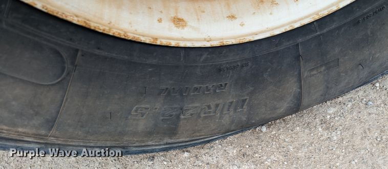 image for item LF9776 2013 Freightliner Coronado  semi truck