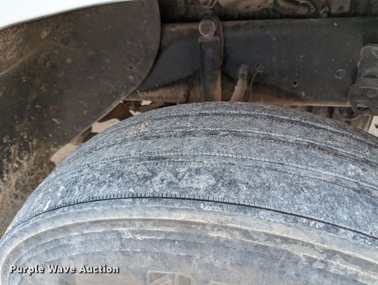 image for item LF9776 2013 Freightliner Coronado  semi truck