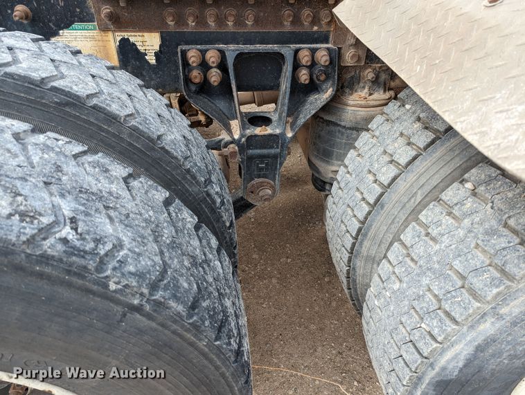 image for item LF9776 2013 Freightliner Coronado  semi truck