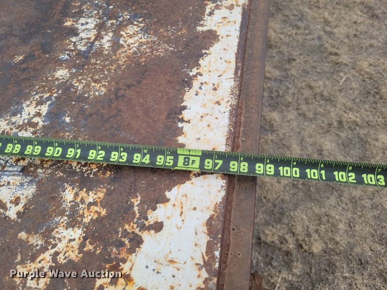 image for item LG9400 2004 Freightliner  flatbed truck