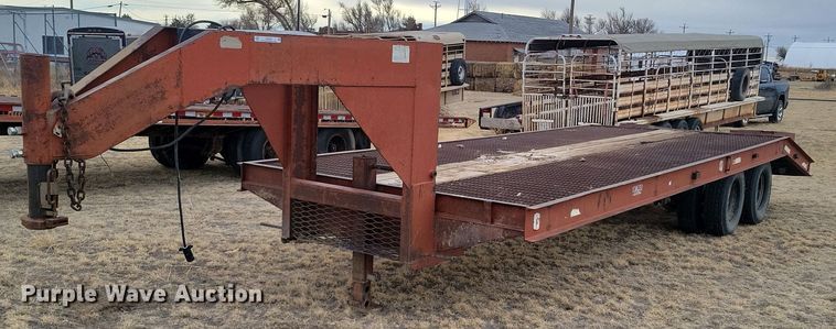 image for item LG9401 Equipment trailer