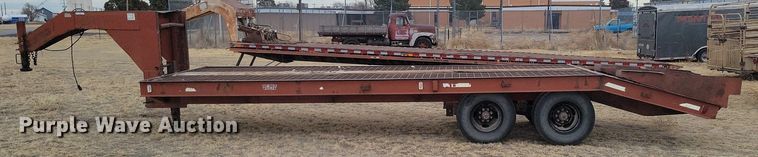 image for item LG9401 Equipment trailer