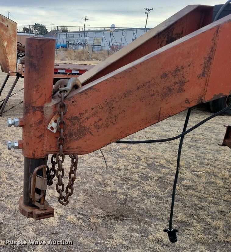 image for item LG9401 Equipment trailer