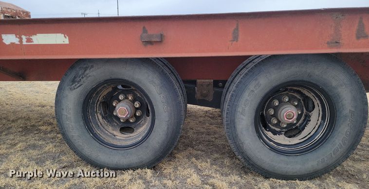 image for item LG9401 Equipment trailer