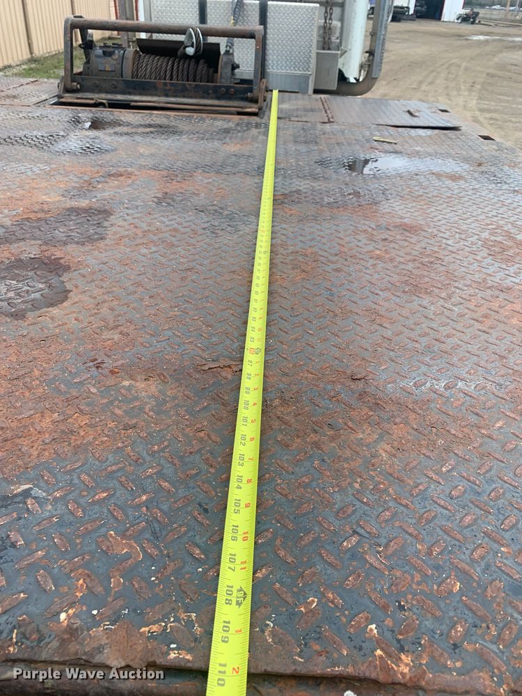 image for item LI9157 2005 Trail King TK70HT-482  drop deck trailer