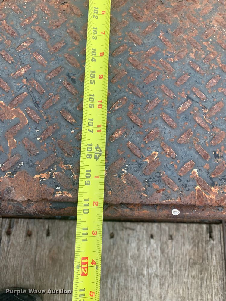 image for item LI9157 2005 Trail King TK70HT-482  drop deck trailer