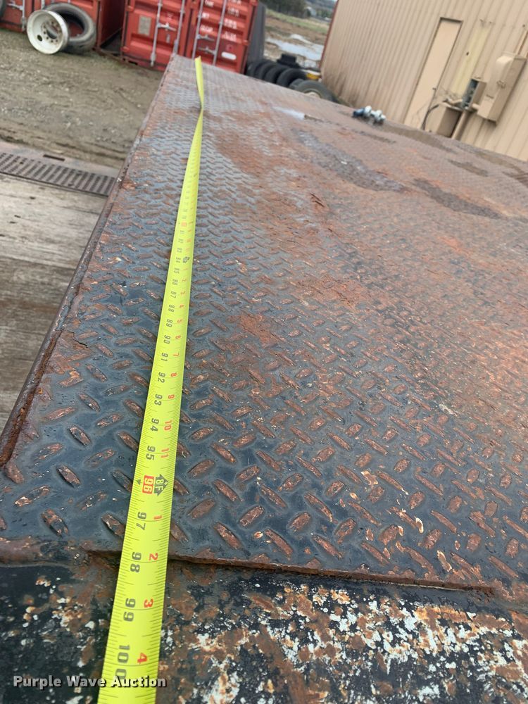 image for item LI9157 2005 Trail King TK70HT-482  drop deck trailer