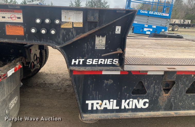 image for item LI9157 2005 Trail King TK70HT-482  drop deck trailer