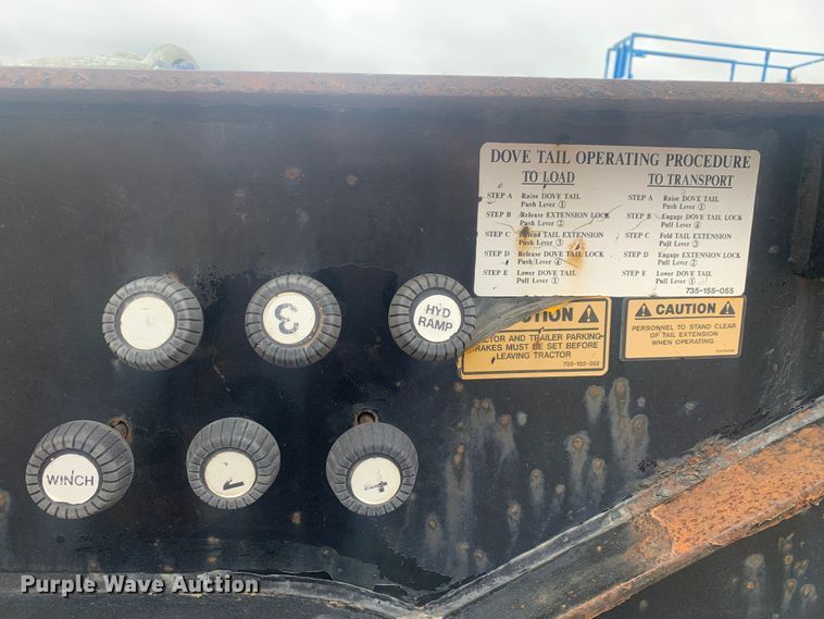 image for item LI9157 2005 Trail King TK70HT-482  drop deck trailer