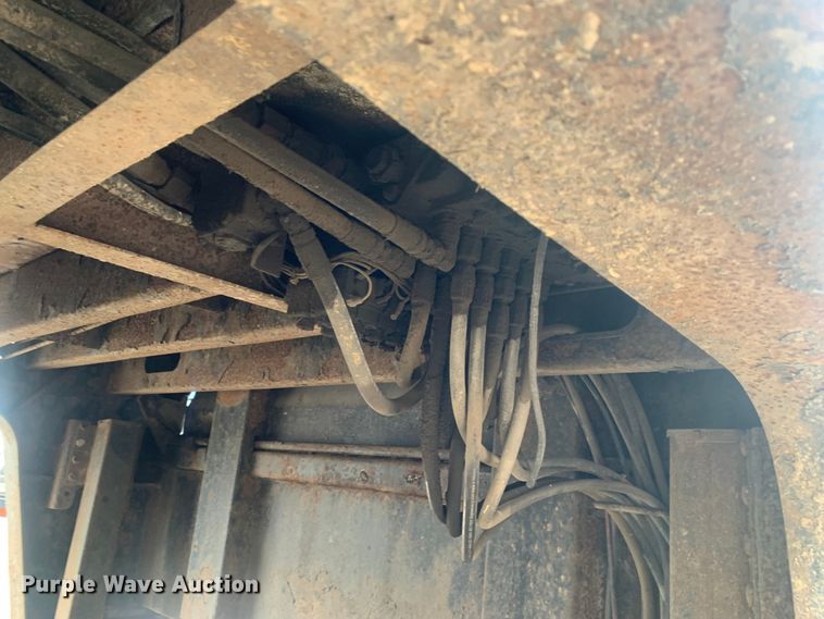 image for item LI9157 2005 Trail King TK70HT-482  drop deck trailer