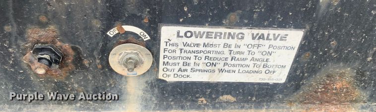 image for item LI9157 2005 Trail King TK70HT-482  drop deck trailer