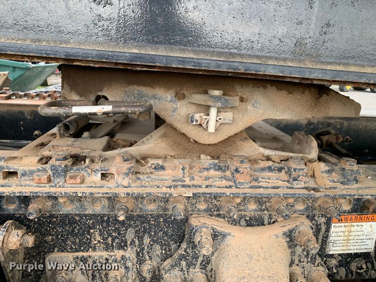 image for item LI9218 2006 Freightliner Columbia  semi truck