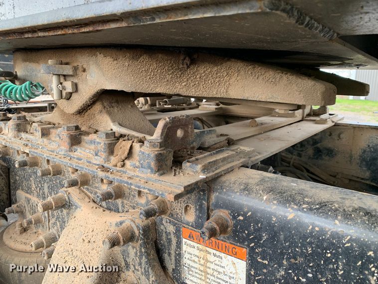 image for item LI9218 2006 Freightliner Columbia  semi truck