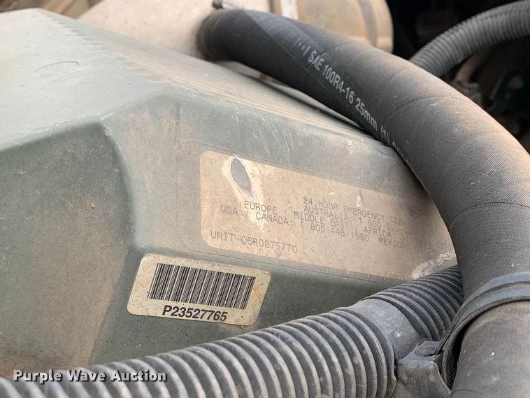 image for item LI9218 2006 Freightliner Columbia  semi truck