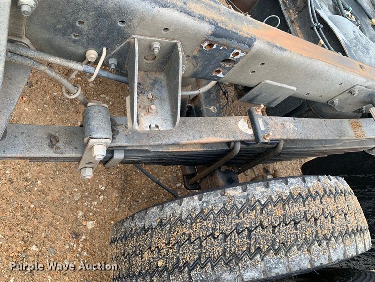 image for item LI9230 2018 Dodge Ram 5500HD  Crew Cab truck cab and chassis