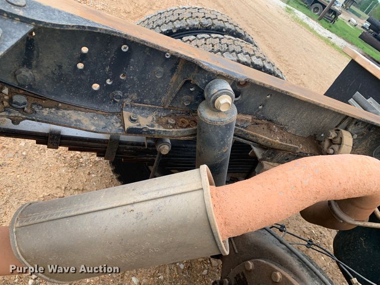 image for item LI9230 2018 Dodge Ram 5500HD  Crew Cab truck cab and chassis