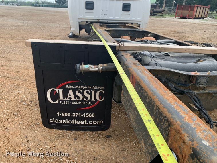 image for item LI9230 2018 Dodge Ram 5500HD  Crew Cab truck cab and chassis