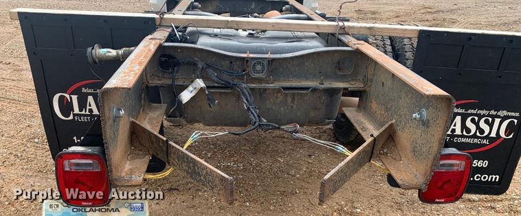 image for item LI9230 2018 Dodge Ram 5500HD  Crew Cab truck cab and chassis