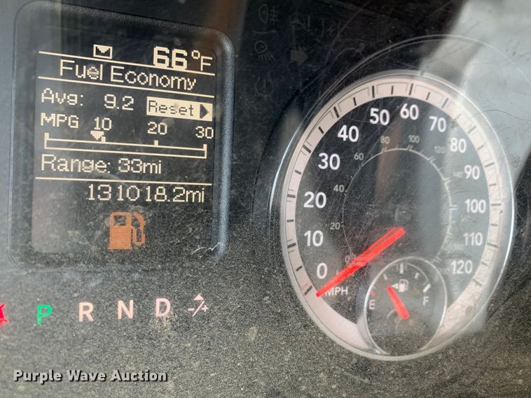 image for item LI9230 2018 Dodge Ram 5500HD  Crew Cab truck cab and chassis