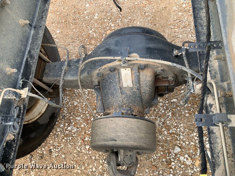 image for item LI9232 2008 Ford F650 Super Duty  truck cab and chassis