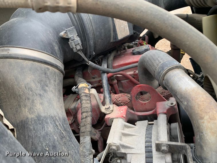 image for item LI9232 2008 Ford F650 Super Duty  truck cab and chassis