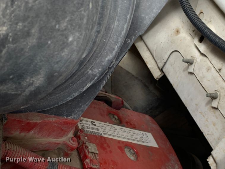 image for item LI9232 2008 Ford F650 Super Duty  truck cab and chassis