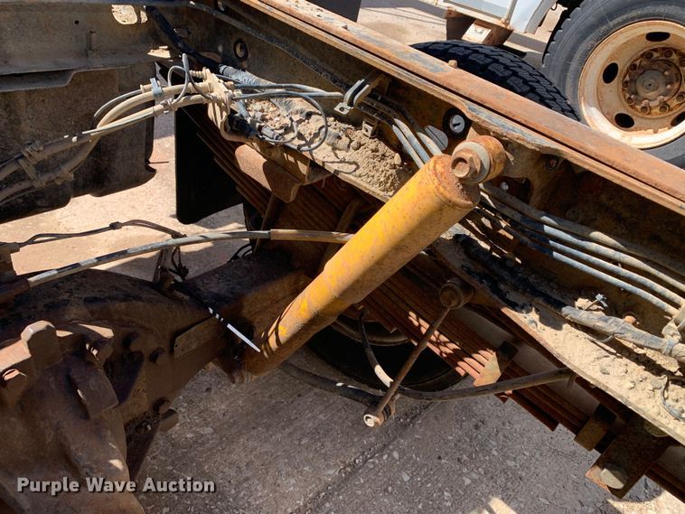 image for item LI9237 2013 Dodge Ram 5500HD  truck cab and chassis