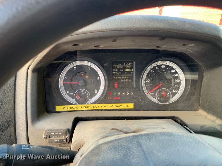 image for item LI9237 2013 Dodge Ram 5500HD  truck cab and chassis